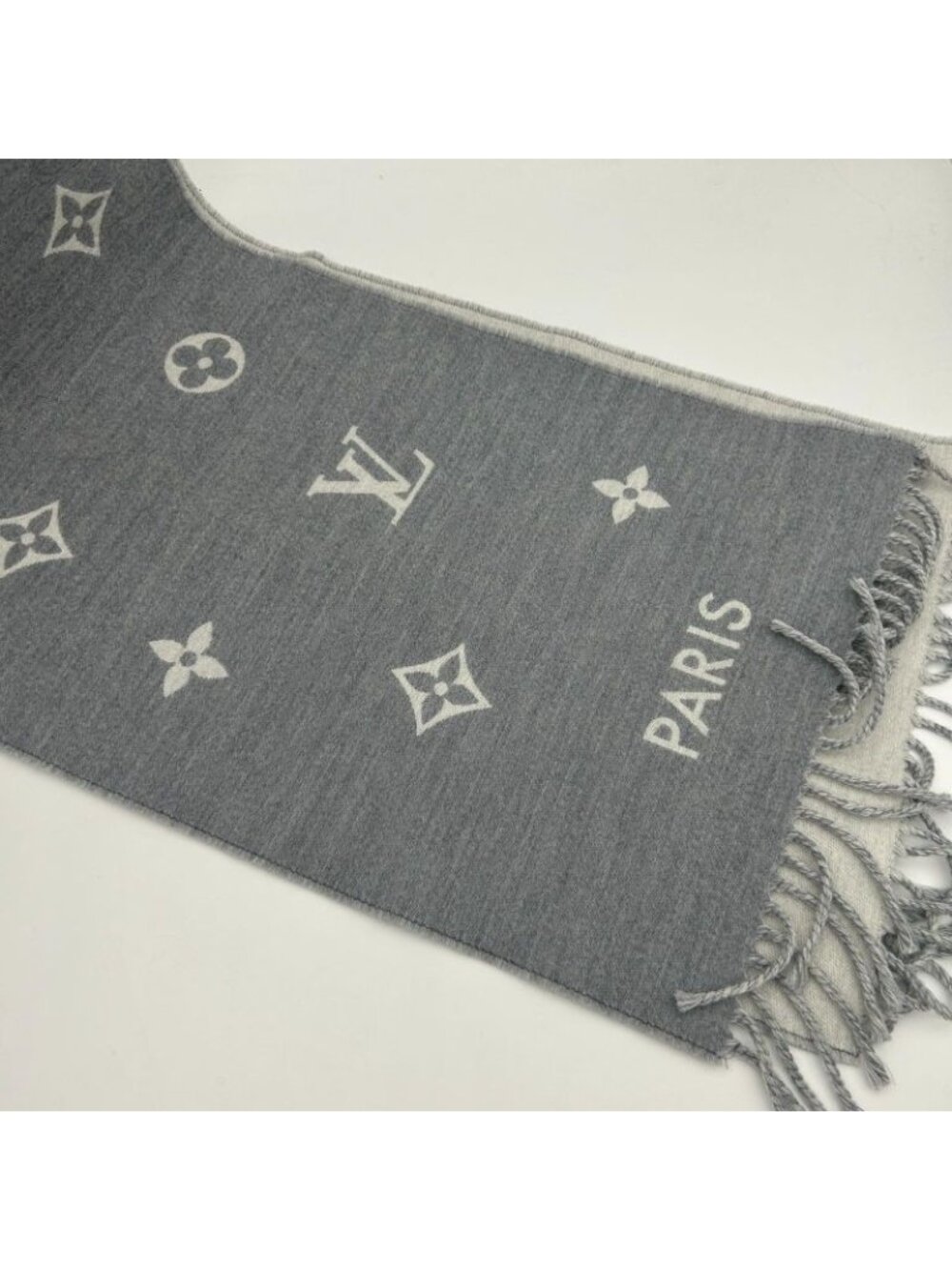 Louis Vuitton Scarf All About Monogram - Picture 8 of 10